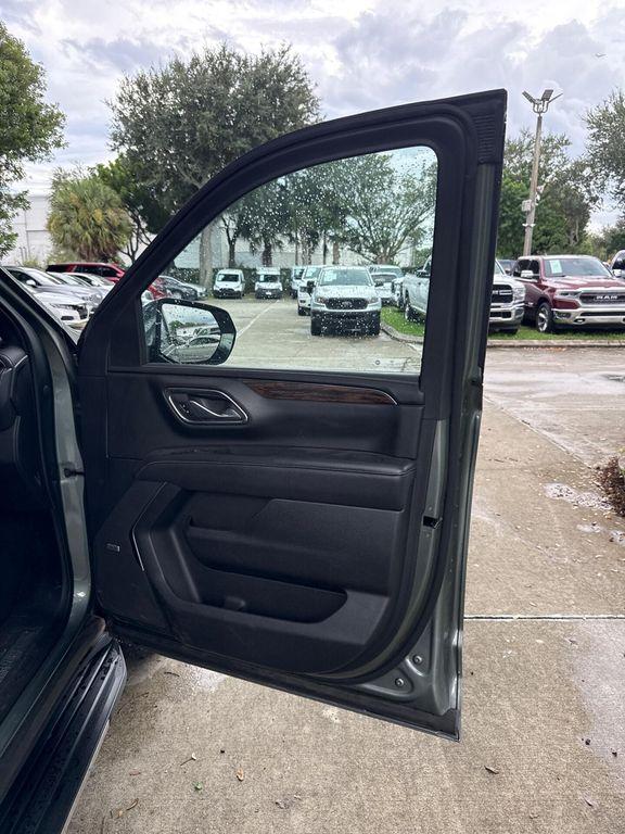 used 2023 Chevrolet Suburban car, priced at $39,499