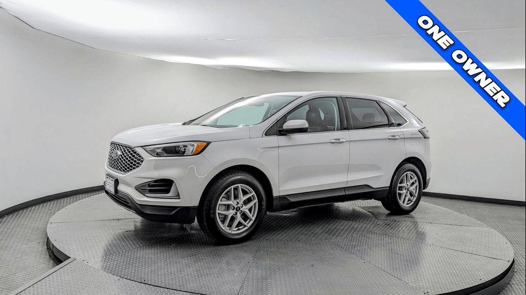 used 2024 Ford Edge car, priced at $18,499