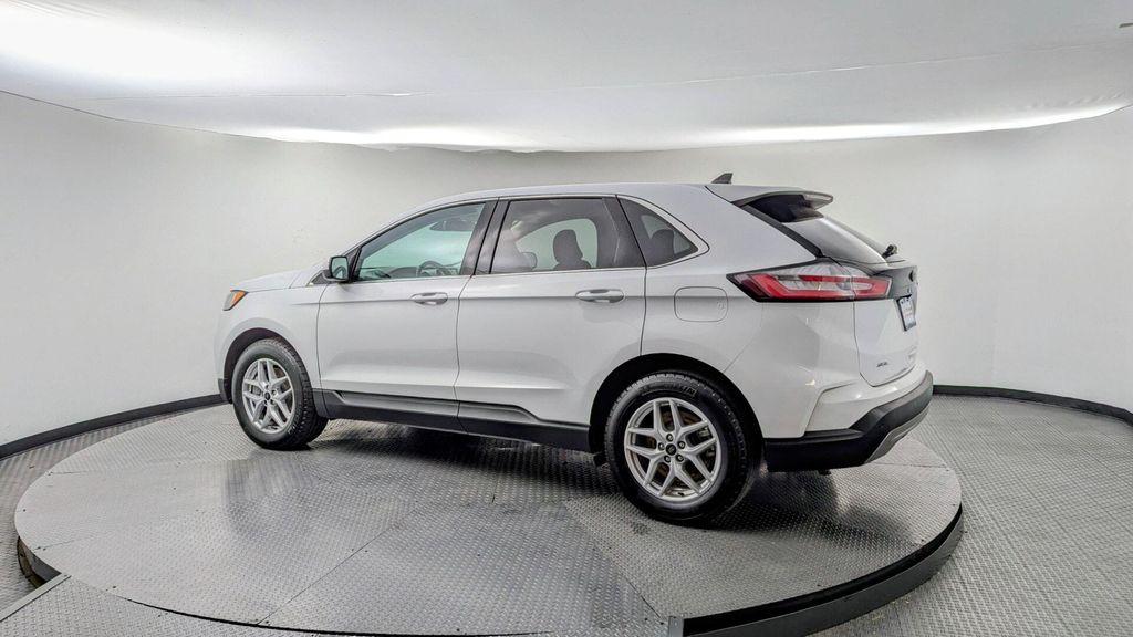used 2024 Ford Edge car, priced at $18,499