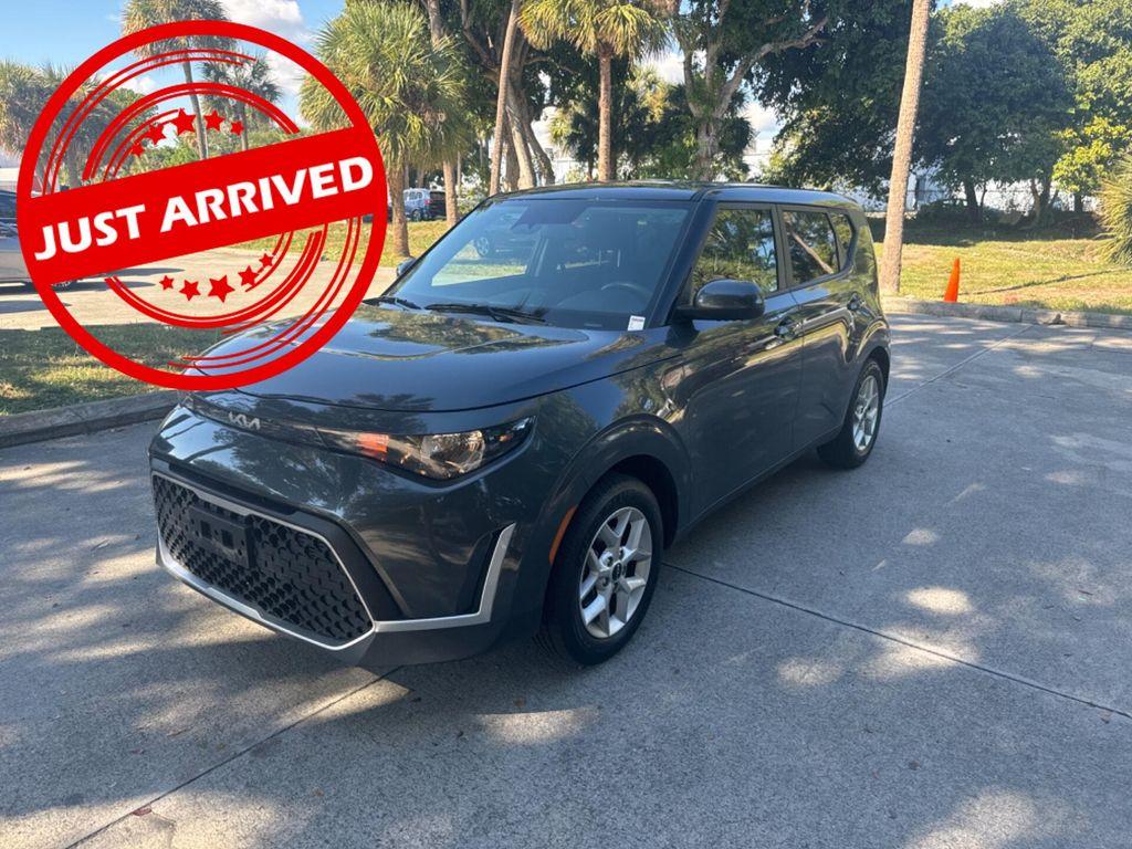 used 2024 Kia Soul car, priced at $12,999