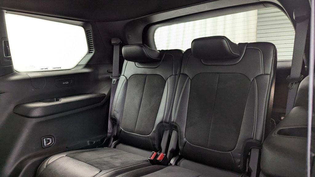 used 2024 Jeep Grand Cherokee L car, priced at $25,699