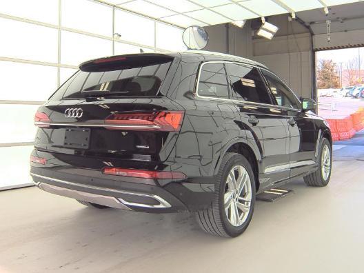 used 2022 Audi Q7 car, priced at $28,799