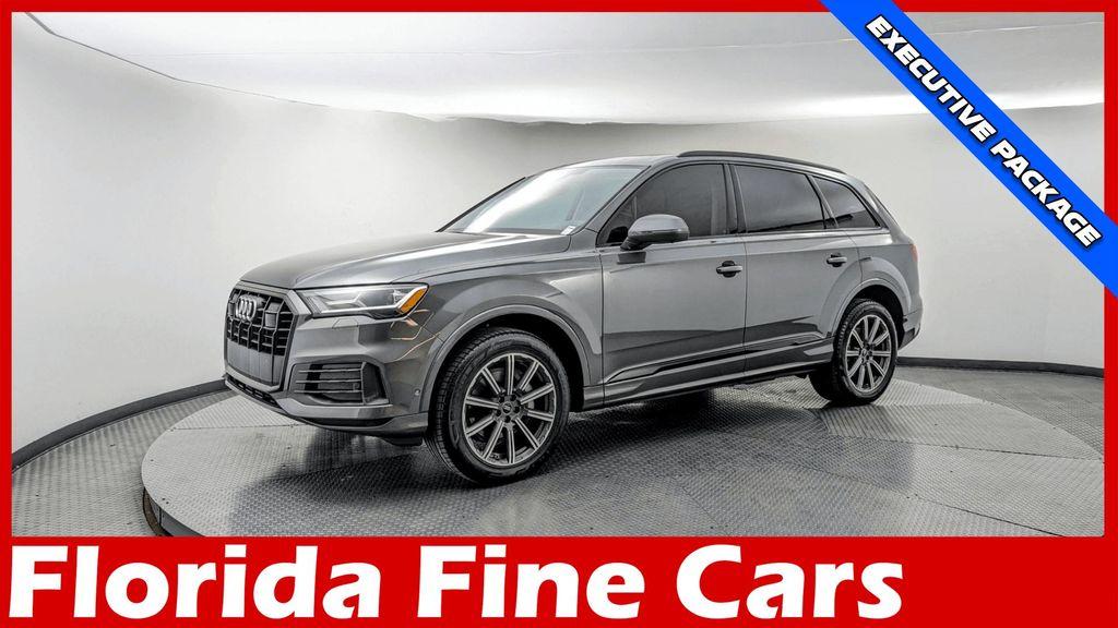 used 2023 Audi Q7 car, priced at $34,499