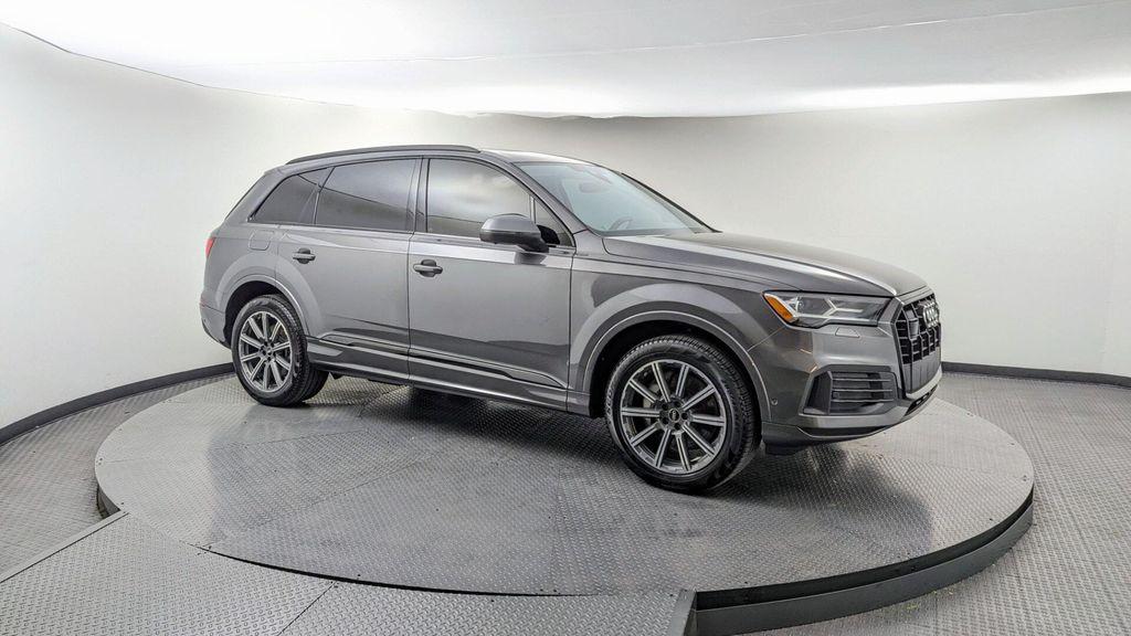 used 2023 Audi Q7 car, priced at $34,499