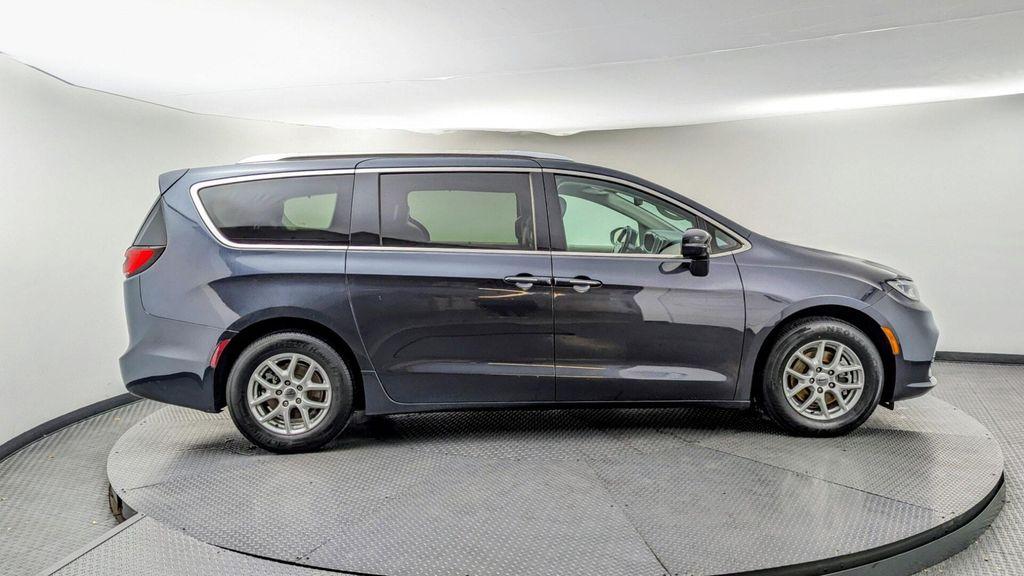used 2022 Chrysler Pacifica car, priced at $20,299