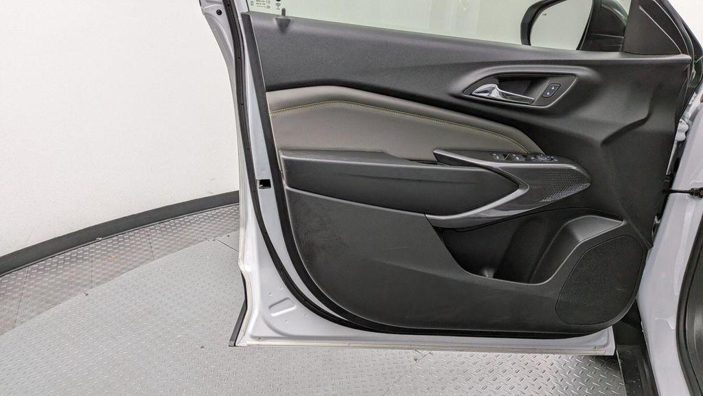 used 2025 Chevrolet Trax car, priced at $21,499