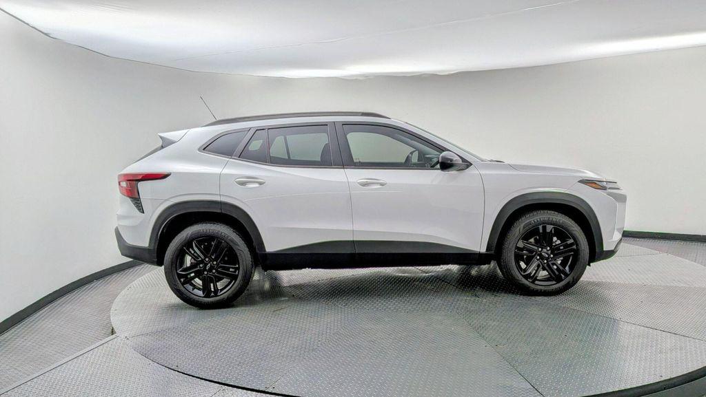 used 2025 Chevrolet Trax car, priced at $21,499