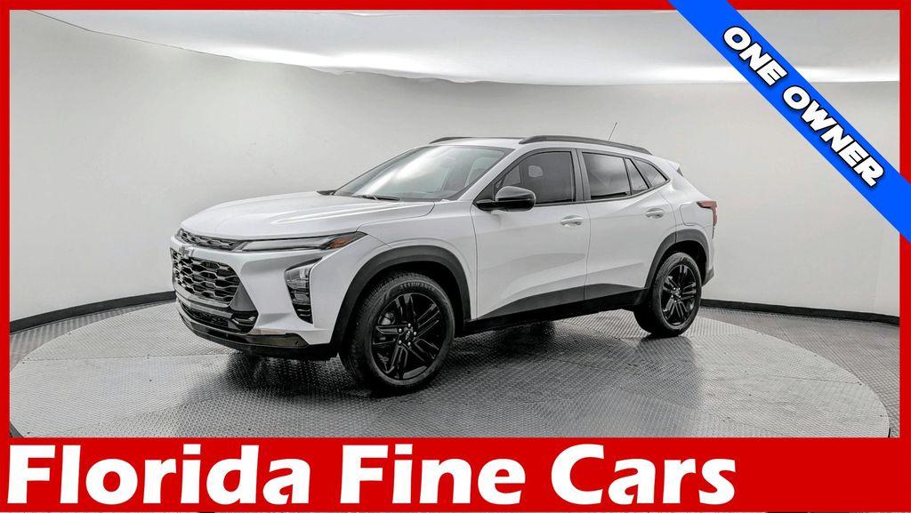 used 2025 Chevrolet Trax car, priced at $21,499