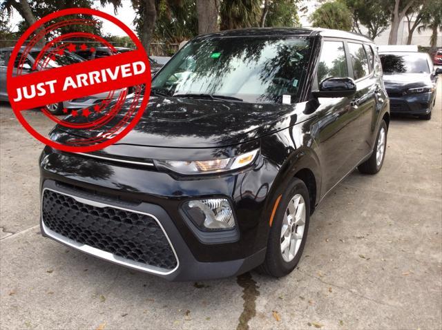 used 2022 Kia Soul car, priced at $13,299