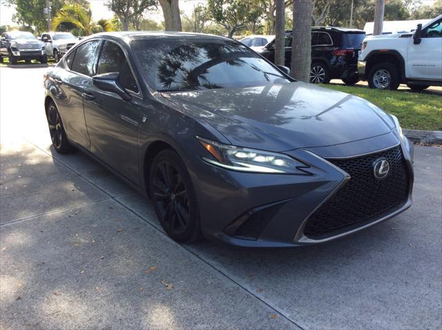 used 2022 Lexus ES 350 car, priced at $31,999