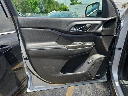 used 2018 GMC Acadia car, priced at $17,899