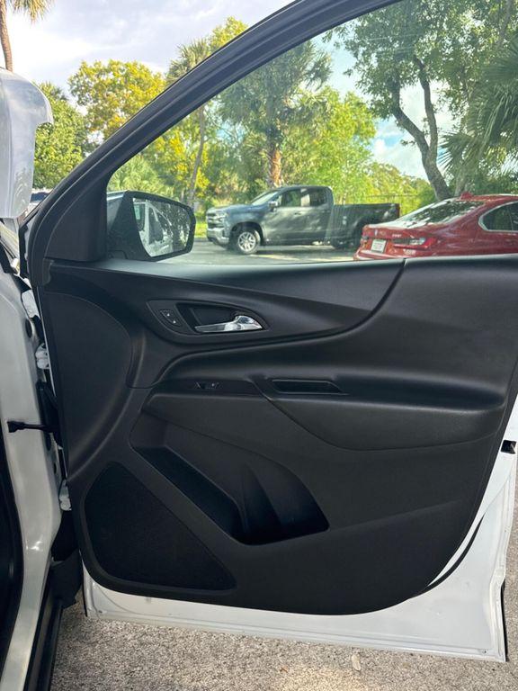 used 2021 Chevrolet Equinox car, priced at $12,399