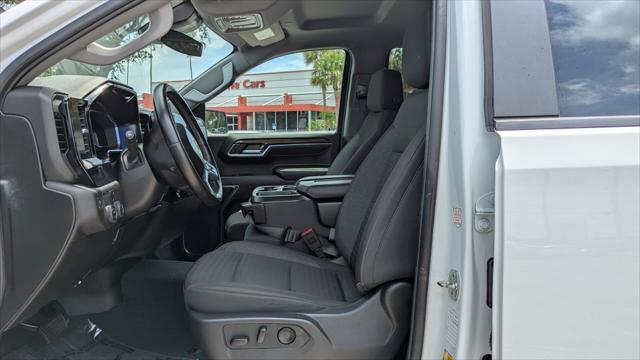 used 2024 Chevrolet Silverado 1500 car, priced at $32,299
