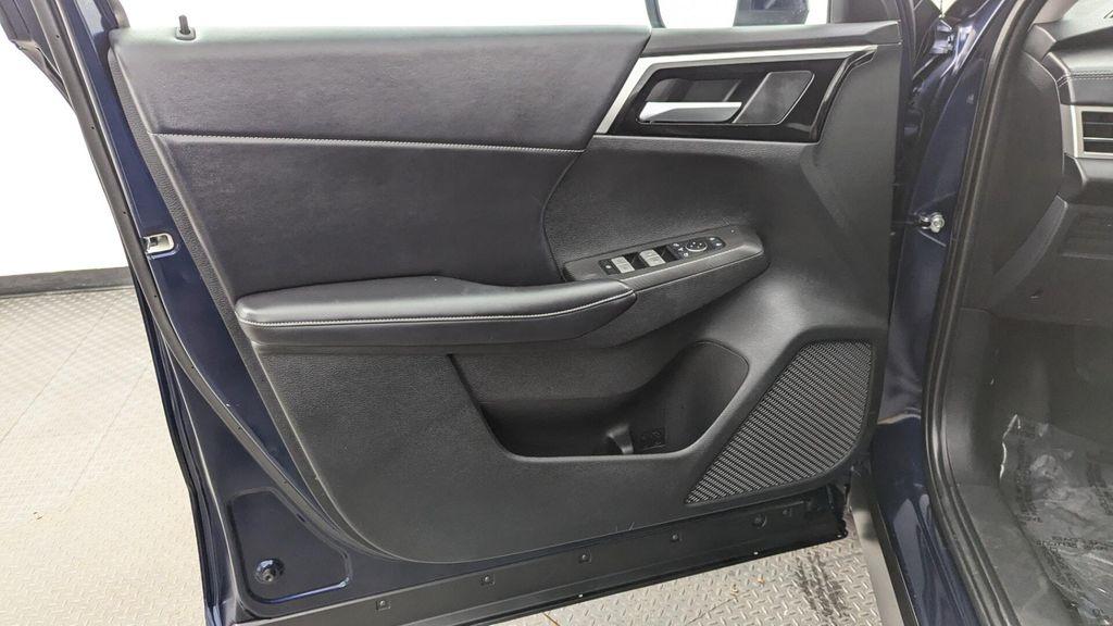 used 2024 Mitsubishi Outlander car, priced at $20,499