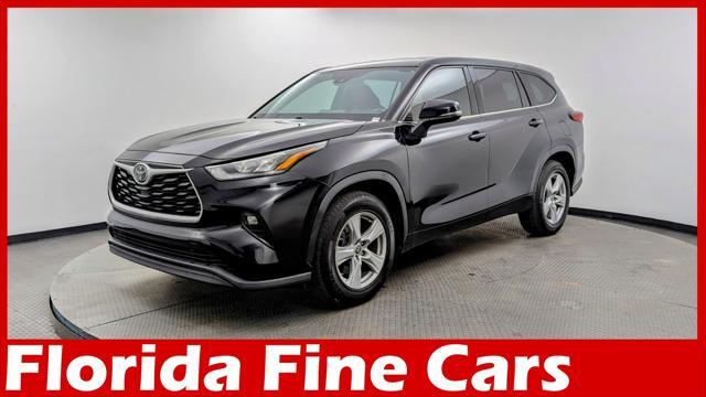 used 2020 Toyota Highlander car, priced at $21,899