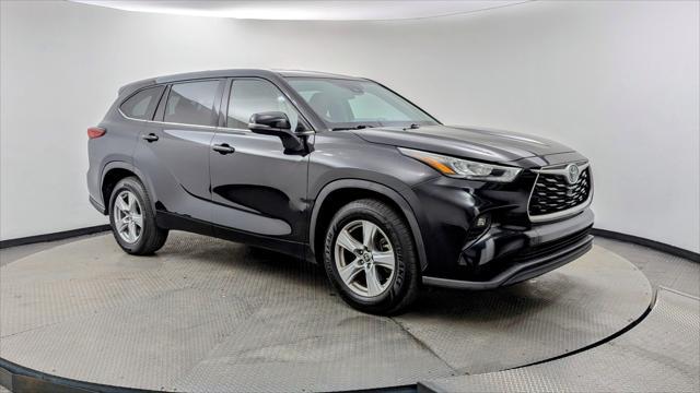 used 2020 Toyota Highlander car, priced at $21,899