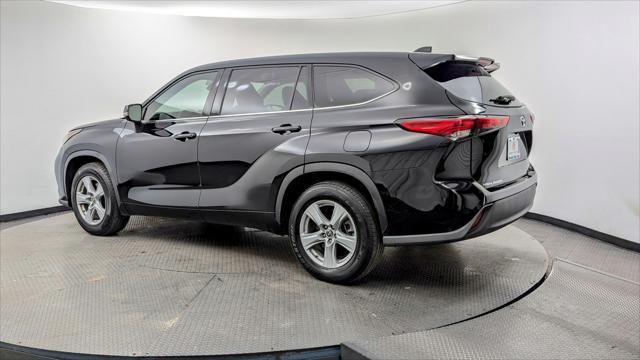 used 2020 Toyota Highlander car, priced at $21,899