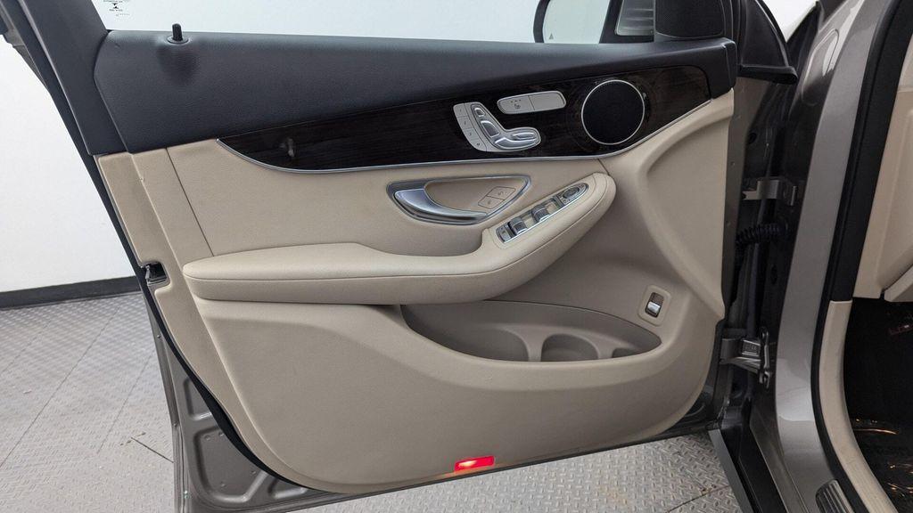 used 2020 Mercedes-Benz GLC 300 car, priced at $21,299