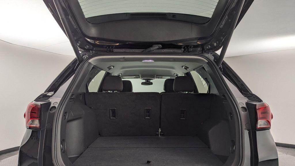 used 2024 Chevrolet Equinox car, priced at $17,899