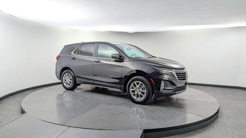 used 2024 Chevrolet Equinox car, priced at $17,899