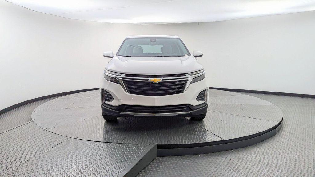 used 2024 Chevrolet Equinox car, priced at $18,988