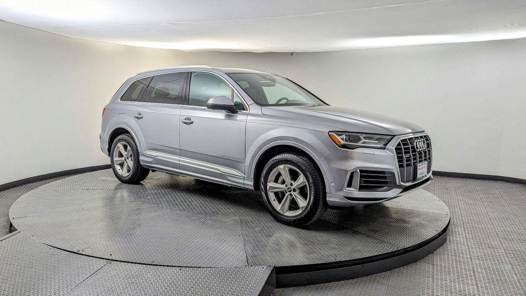 used 2022 Audi Q7 car, priced at $30,299