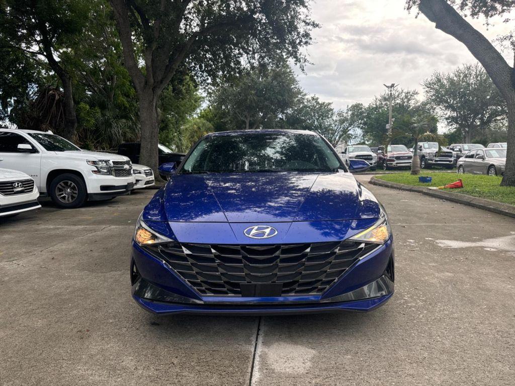used 2022 Hyundai Elantra car, priced at $15,599