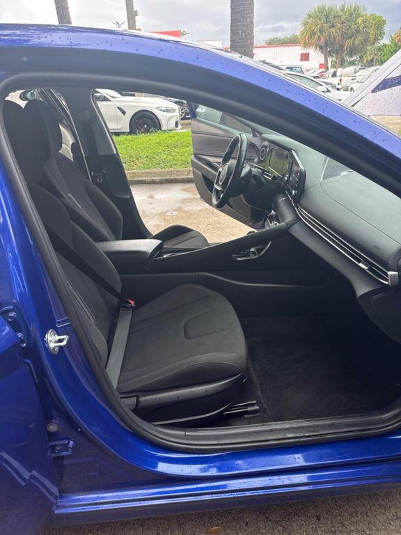 used 2022 Hyundai Elantra car, priced at $15,599
