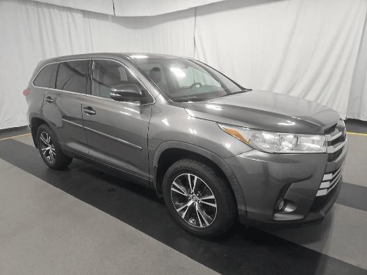 used 2019 Toyota Highlander car, priced at $21,999