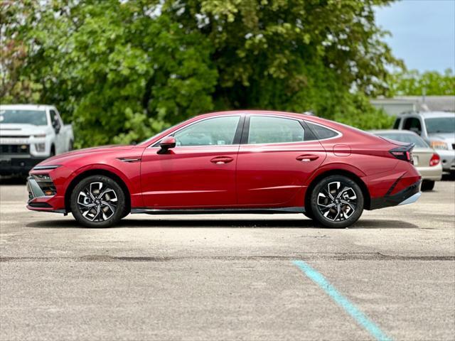 used 2025 Hyundai Sonata car, priced at $22,799