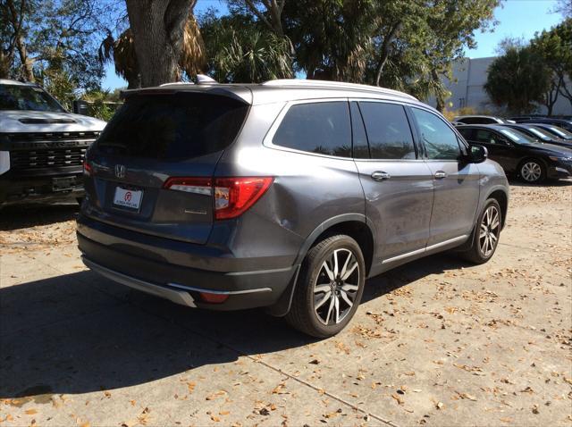 used 2022 Honda Pilot car, priced at $27,499