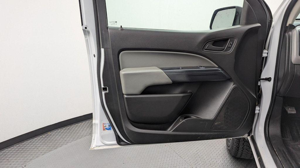 used 2015 Chevrolet Colorado car, priced at $15,999
