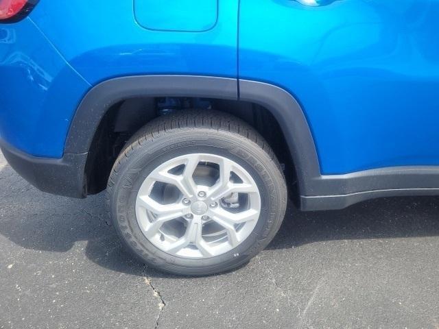 new 2024 Jeep Compass car, priced at $28,435