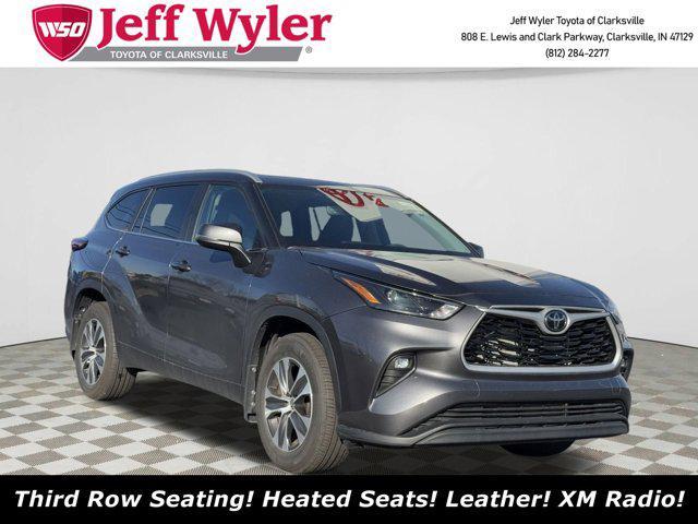 used 2024 Toyota Highlander car, priced at $43,098