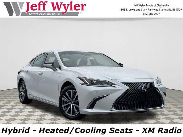 used 2021 Lexus ES 300h car, priced at $31,995