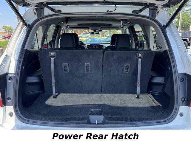 used 2022 Honda Pilot car, priced at $28,298