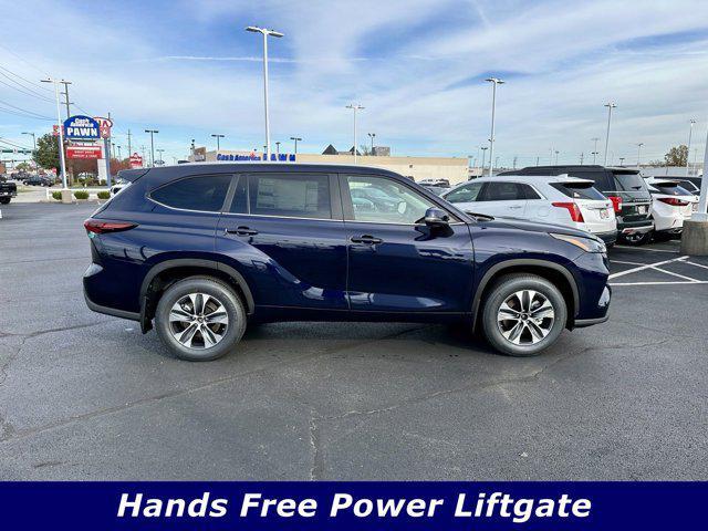 new 2024 Toyota Highlander car, priced at $45,908