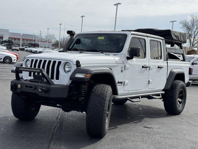 used 2020 Jeep Gladiator car, priced at $27,424