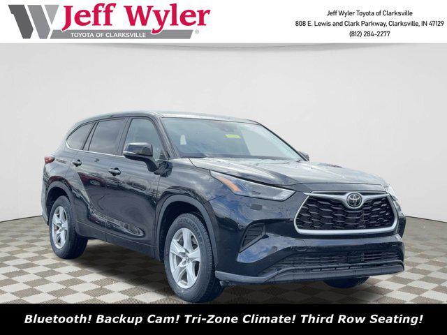 used 2023 Toyota Highlander car, priced at $33,606