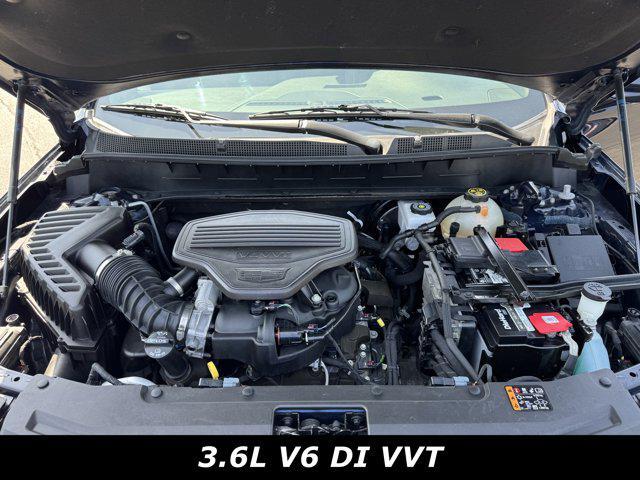 used 2022 Cadillac XT6 car, priced at $29,286