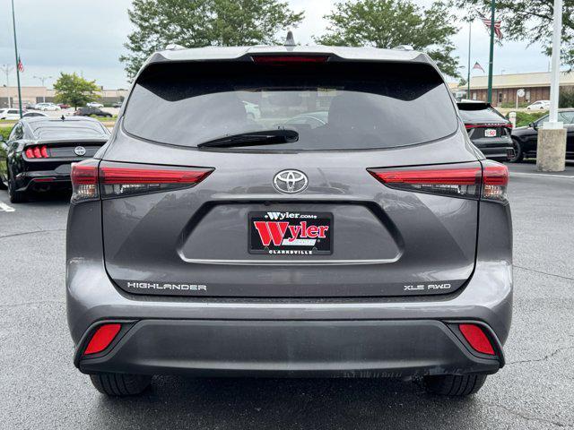 used 2021 Toyota Highlander car, priced at $31,896
