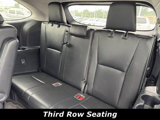 used 2021 Toyota Highlander car, priced at $31,896