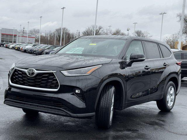 used 2021 Toyota Highlander car, priced at $29,995