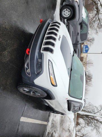 used 2017 Jeep Cherokee car, priced at $15,322