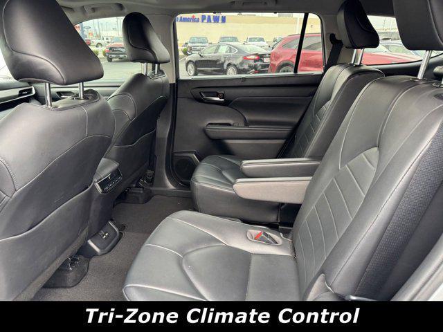 used 2020 Toyota Highlander car, priced at $28,747