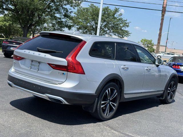 used 2018 Volvo V90 Cross Country car, priced at $20,963