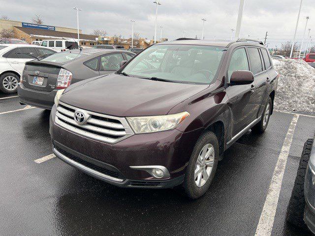 used 2013 Toyota Highlander car, priced at $9,992