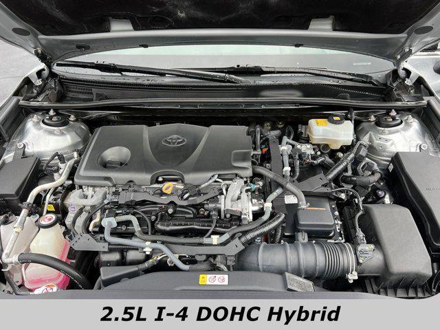 used 2018 Toyota Camry Hybrid car, priced at $20,156