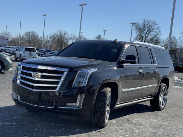 used 2020 Cadillac Escalade ESV car, priced at $40,993