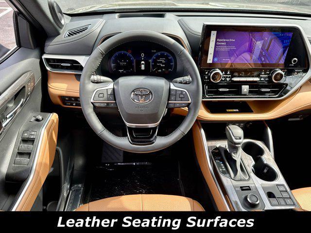 new 2025 Toyota Highlander car, priced at $54,521